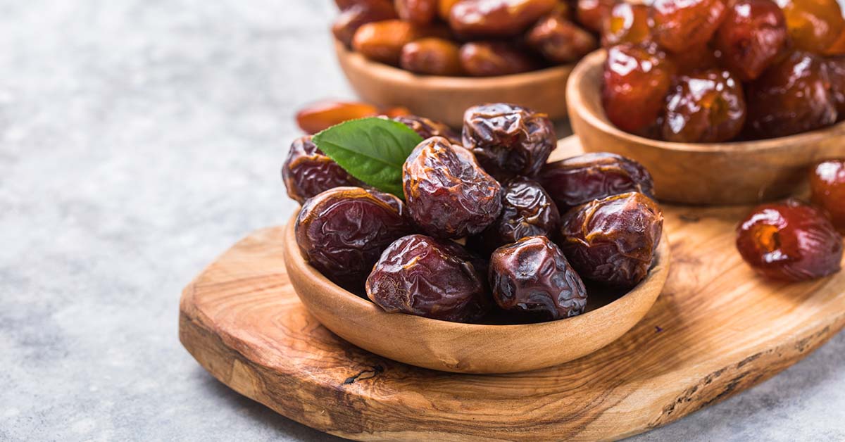 You are currently viewing 9 Compelling Reasons Why You Should Be Eating More Dates