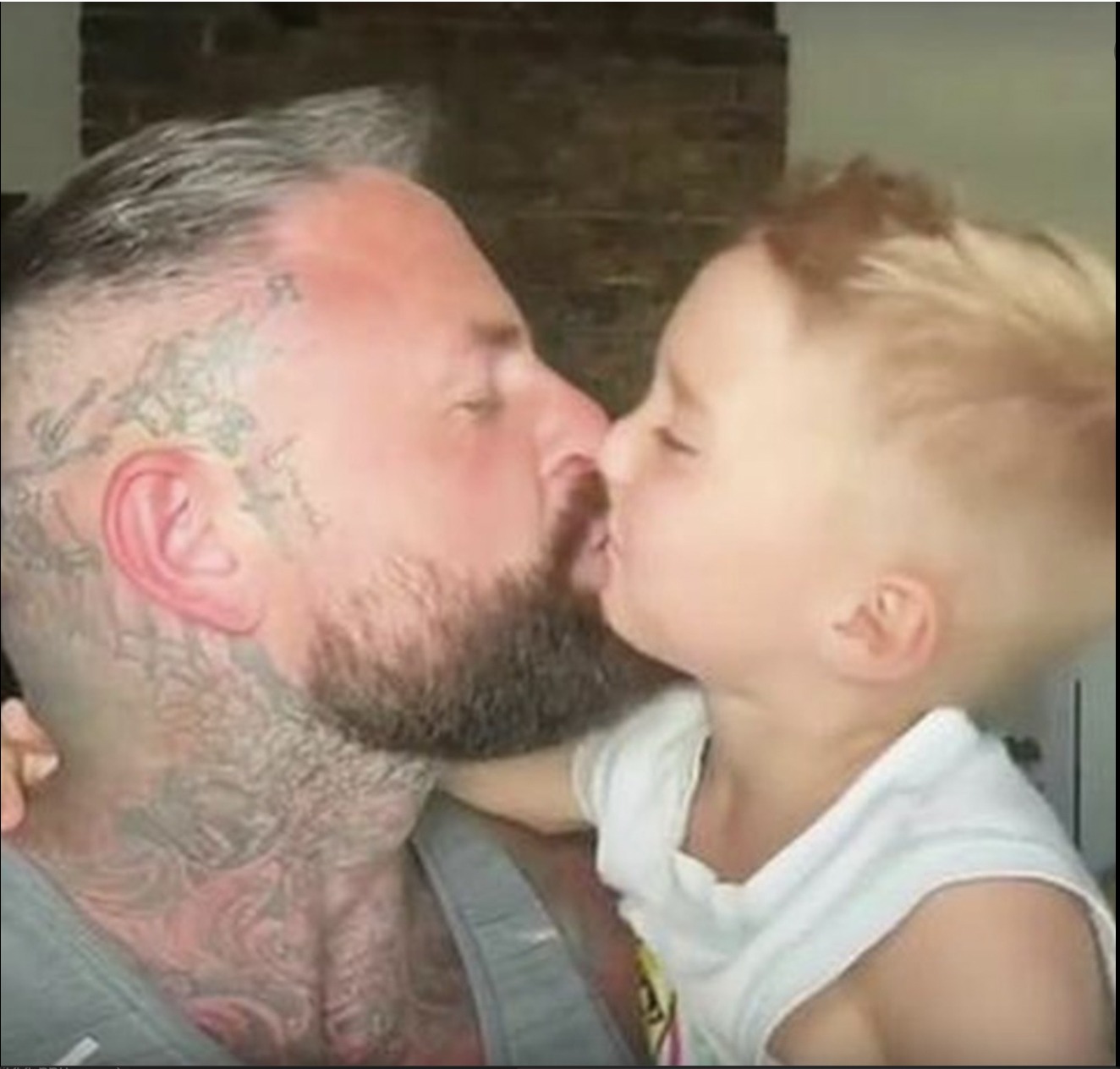 Read more about the article Title: Father Defends Kissing His Son on the Lips Amid Criticism and Trolls