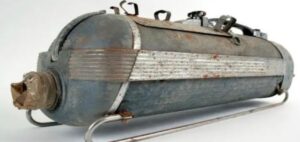 Read more about the article The History of the Vacuum Cleaner: From Metal Machines to Modern Innovations