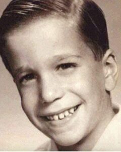 Read more about the article Henry Winkler’s Inspiring Journey: Overcoming Dyslexia and Achieving Success