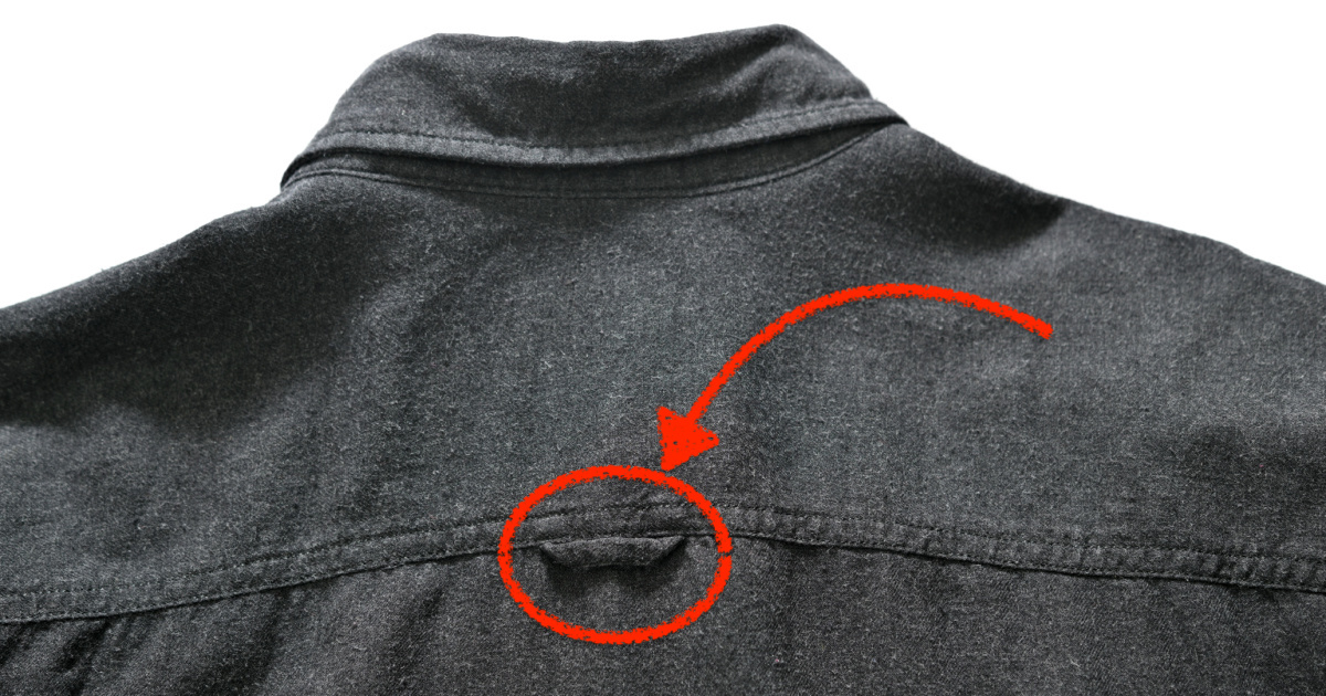 Read more about the article Why Do Button-Down Shirts Have Loops on the Back? The Fascinating History Behind the “Locker Loop”