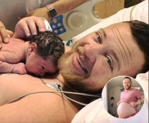 Read more about the article Transgender Man Speaks Out After Nurses Misgender Him During Birth