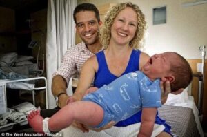 Read more about the article Australian Mother’s Remarkable Journey: 12-Hour Labor and the Birth of a 6-Kilogram Baby