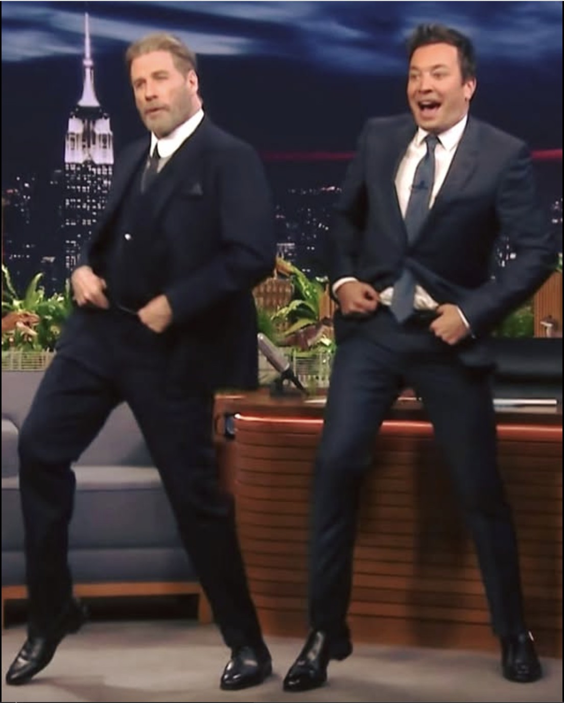 You are currently viewing John Travolta Brings Back Iconic ‘Grease’ Dance Moves – Fans Can’t Get Enough