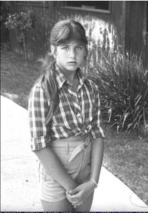 Read more about the article Jennifer Aniston’s Childhood Challenges and How She Found Peace