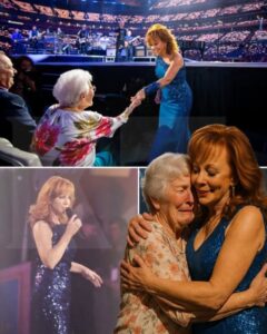 Read more about the article Reba McEntire’s Unforgettable Act of Grace Captivates 55,000 Fans