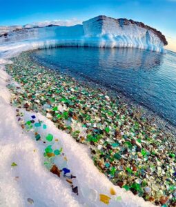 Read more about the article The Unforgettable Beauty of Ussuri Bay’s Glass Beach