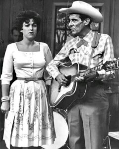 Read more about the article Patsy Cline’s Defining Moment at Ernest Tubb’s Midnite Jamboree