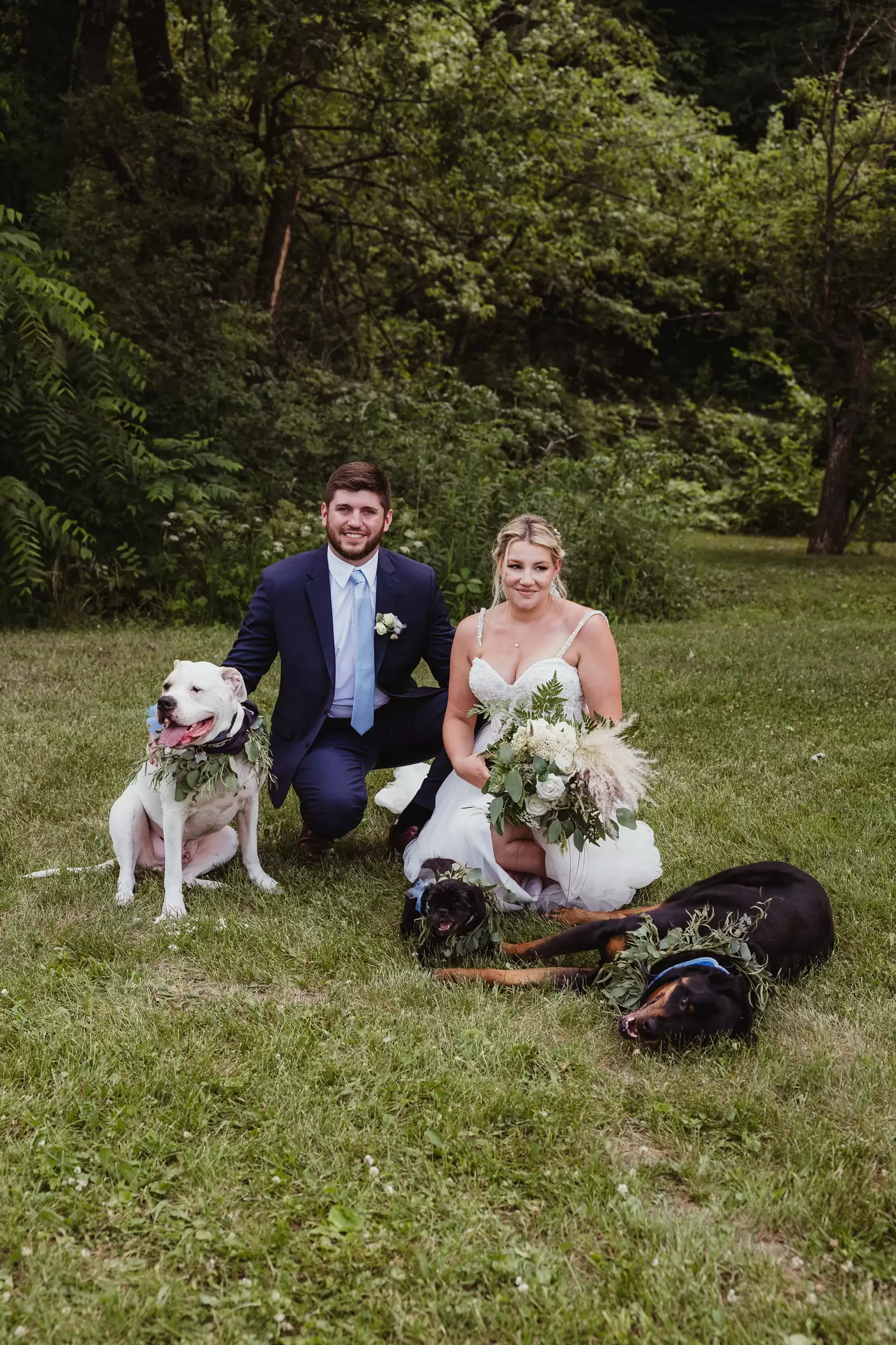 You are currently viewing Love, Loyalty, and Treatment: Couple Marries at Vet Clinic So Their Dog Could Be There