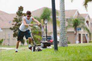 Read more about the article A Quiet Act of Kindness: The Teen Who Taught a Neighborhood About Compassion