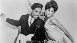 Read more about the article Tina Turner Resilience: The Incredible Story of How She Escaped and Conquered