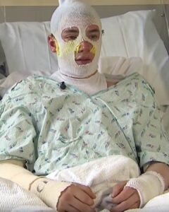 Read more about the article A Brother’s Courage: 20-Year-Old Runs Into Fire Twice to Save Children