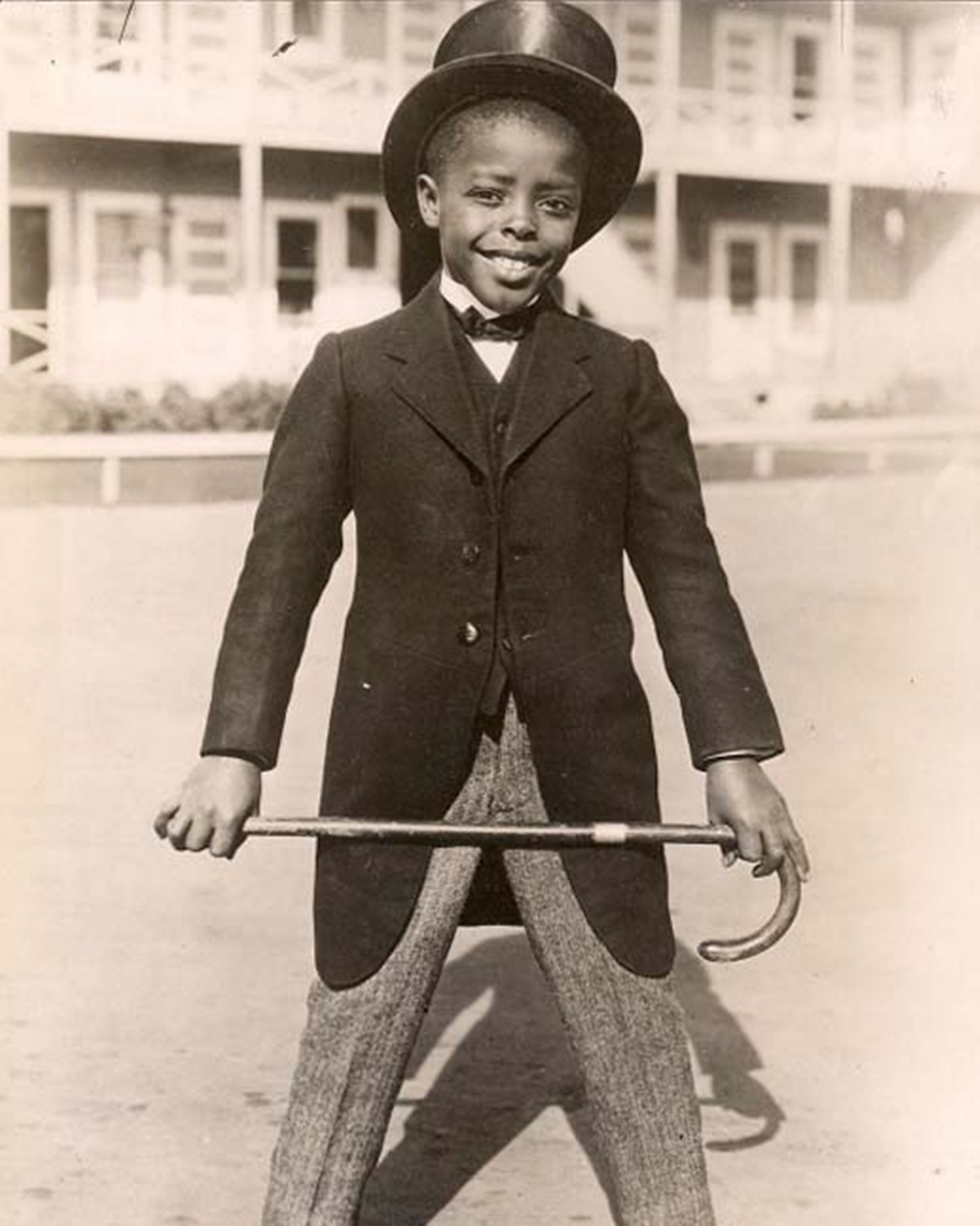 You are currently viewing Sunshine Sammy: The Incredible Story of Hollywood’s First Black Child Star