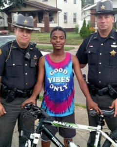 Read more about the article A Hardworking Man’s Reward: Deputies Stunned by His Broken Bike, Decide to Change His Life