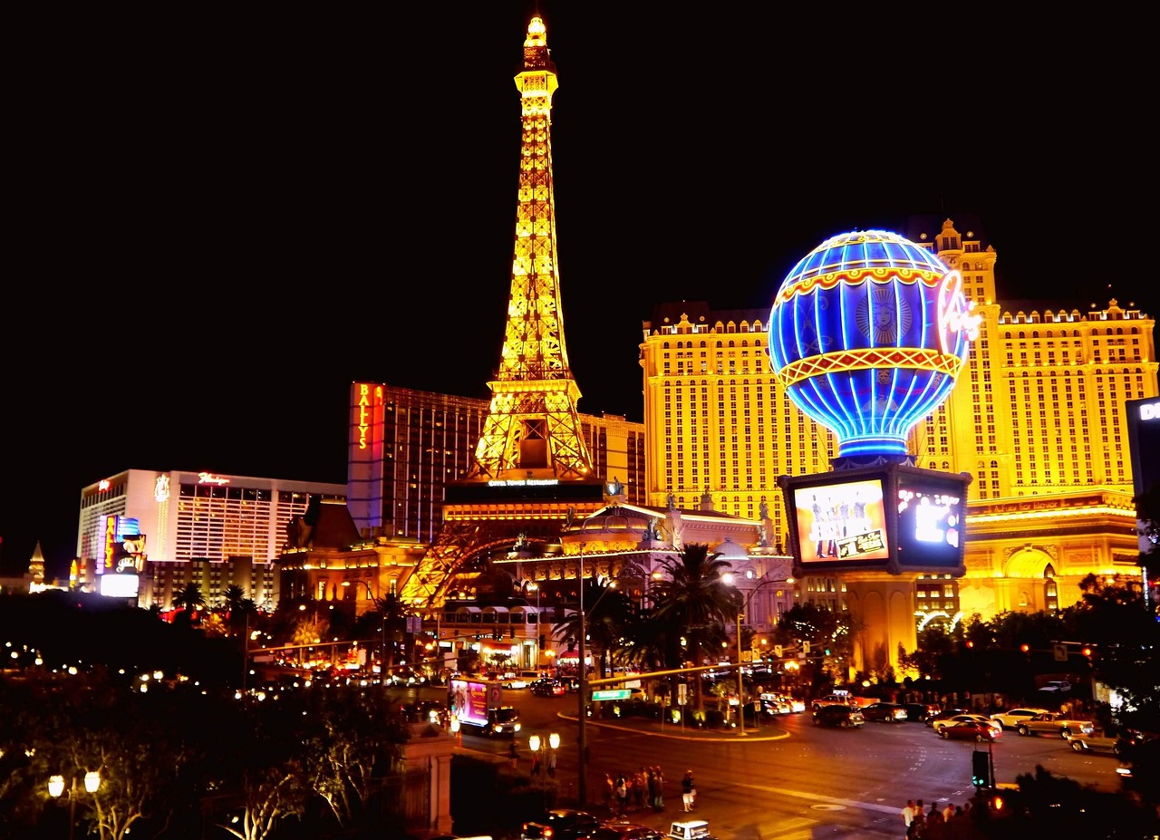 You are currently viewing Las Vegas Travel: The Ultimate Guide to Visiting Sin City in 2025