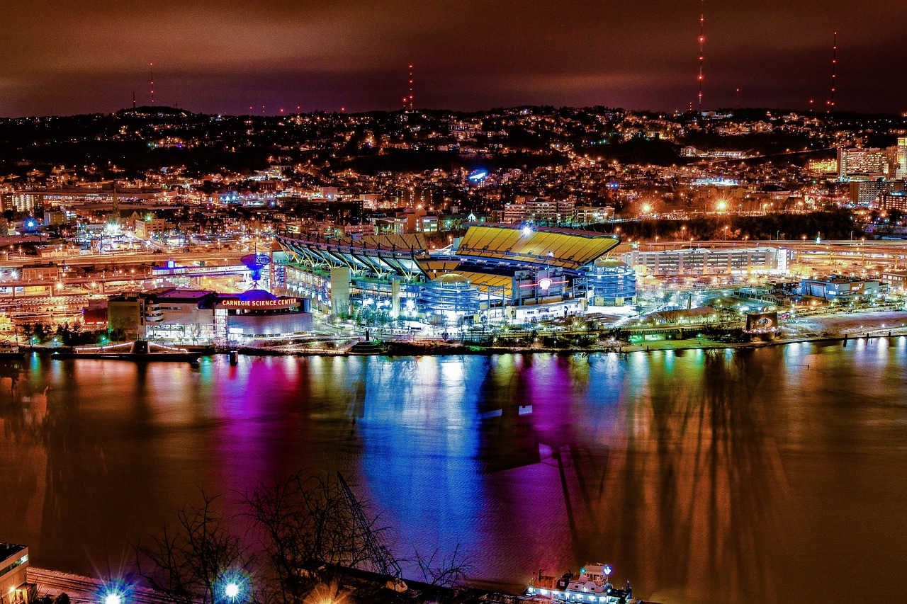 You are currently viewing Downtown Pittsburgh: Where History Collides With Grit and Innovation