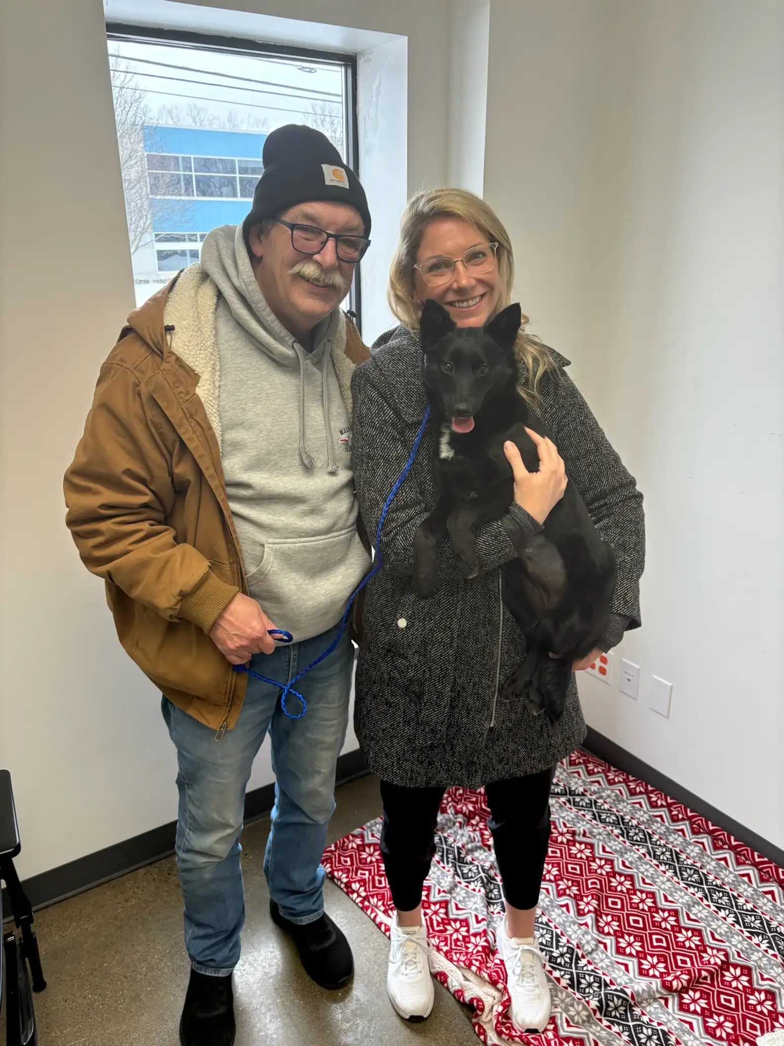 Shoppers Find A Dog Loose In Meijer Parking Lot — With A Heartbreaking Note Attached
