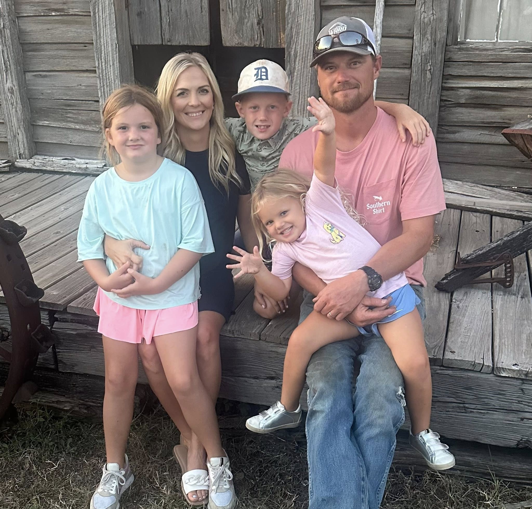 Read more about the article A Family’s Heartbreak: The ‘Best Father Ever’ Tragically Killed in Work Accident