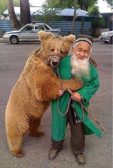 You are currently viewing The Man and the Bear: An Unbelievable 20-Year Friendship